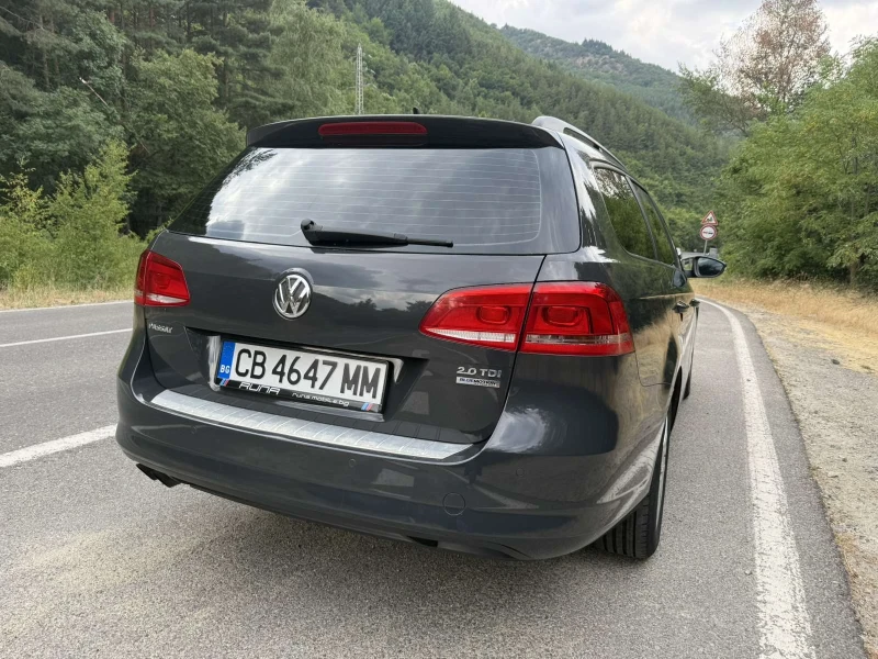 VW Passat 2.0 TDI, снимка 3 - Автомобили и джипове - 51053329