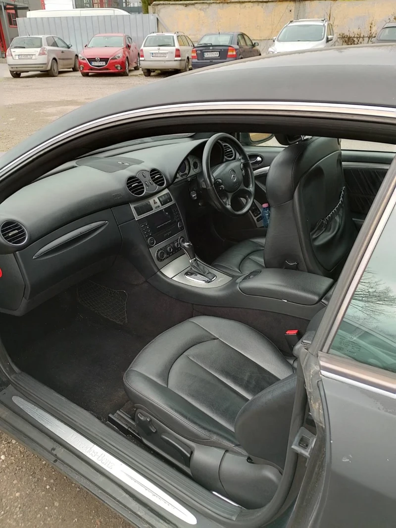 Mercedes-Benz CLK, снимка 4 - Автомобили и джипове - 52695456