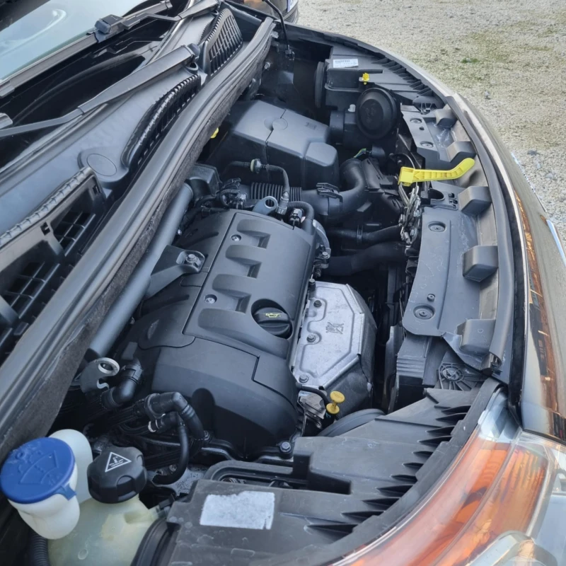 Citroen C3 Picasso 1, 4-95кс, снимка 11 - Автомобили и джипове - 52806781