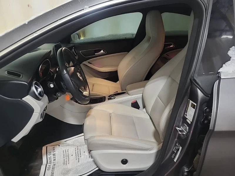 Mercedes-Benz CLA * 250 * CARFAX * , снимка 9 - Автомобили и джипове - 53034914