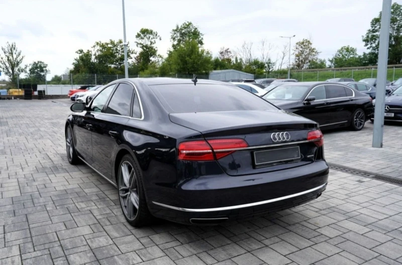 Audi A8 3.0 TDI Quattro/LED Matrix/DISTR/TIPTR, снимка 3 - Автомобили и джипове - 53281081