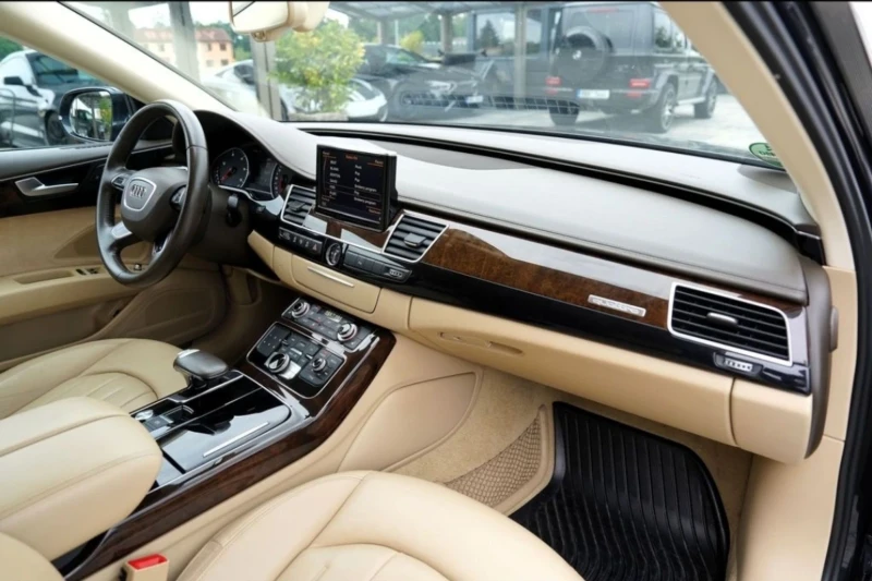Audi A8 3.0 TDI Quattro/LED Matrix/DISTR/TIPTR, снимка 10 - Автомобили и джипове - 53281081