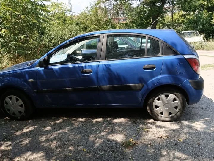 Kia Rio, снимка 4 - Автомобили и джипове - 54239269