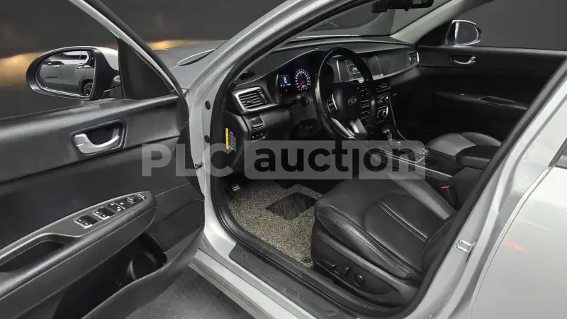 Kia K5, снимка 11 - Автомобили и джипове - 55012362