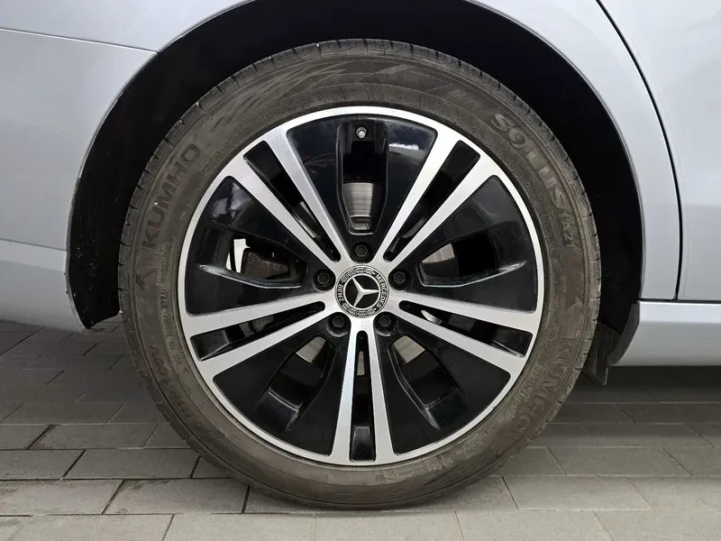 Mercedes-Benz E 250 Avantgarde, снимка 5 - Автомобили и джипове - 56093313