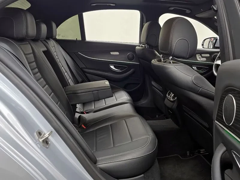 Mercedes-Benz E 250 Avantgarde, снимка 12 - Автомобили и джипове - 56093313