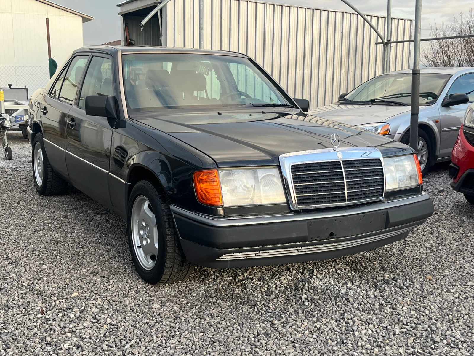 Mercedes-Benz 124 2.5 ДИЗЕЛ -АВТОМАТ - изображение 2