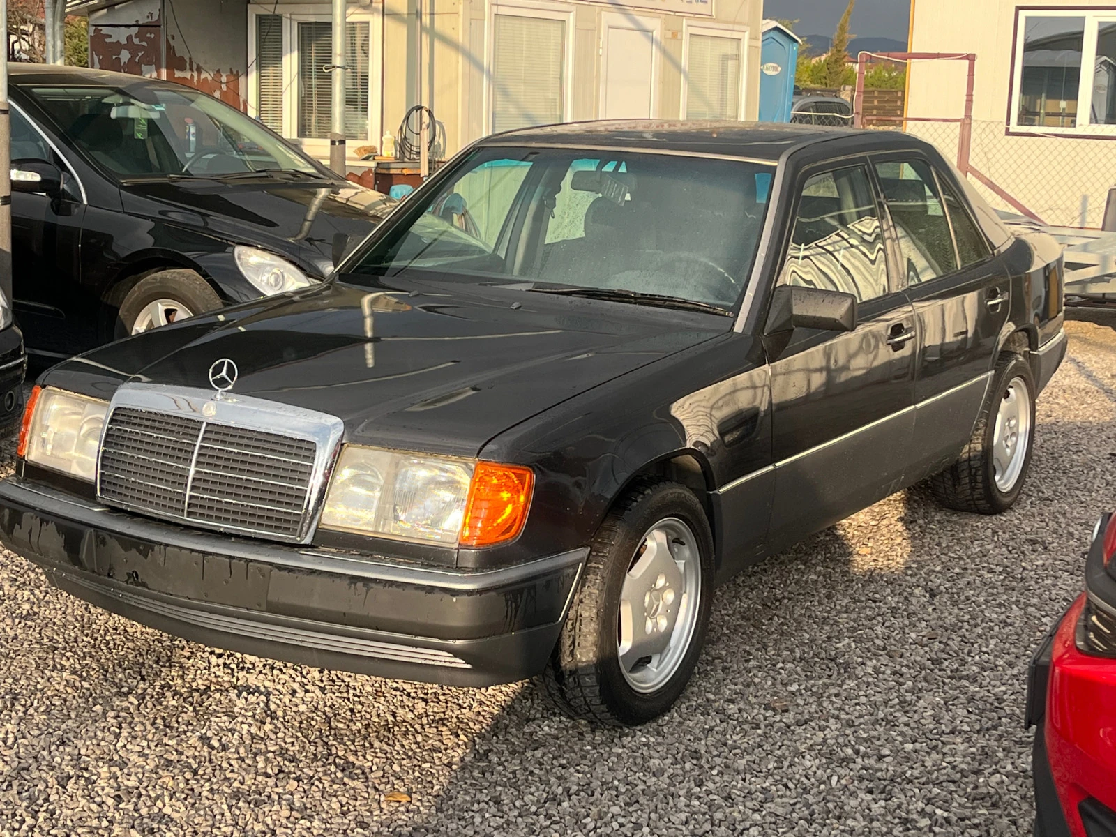 Mercedes-Benz 124 2.5 ДИЗЕЛ -АВТОМАТ - изображение 8