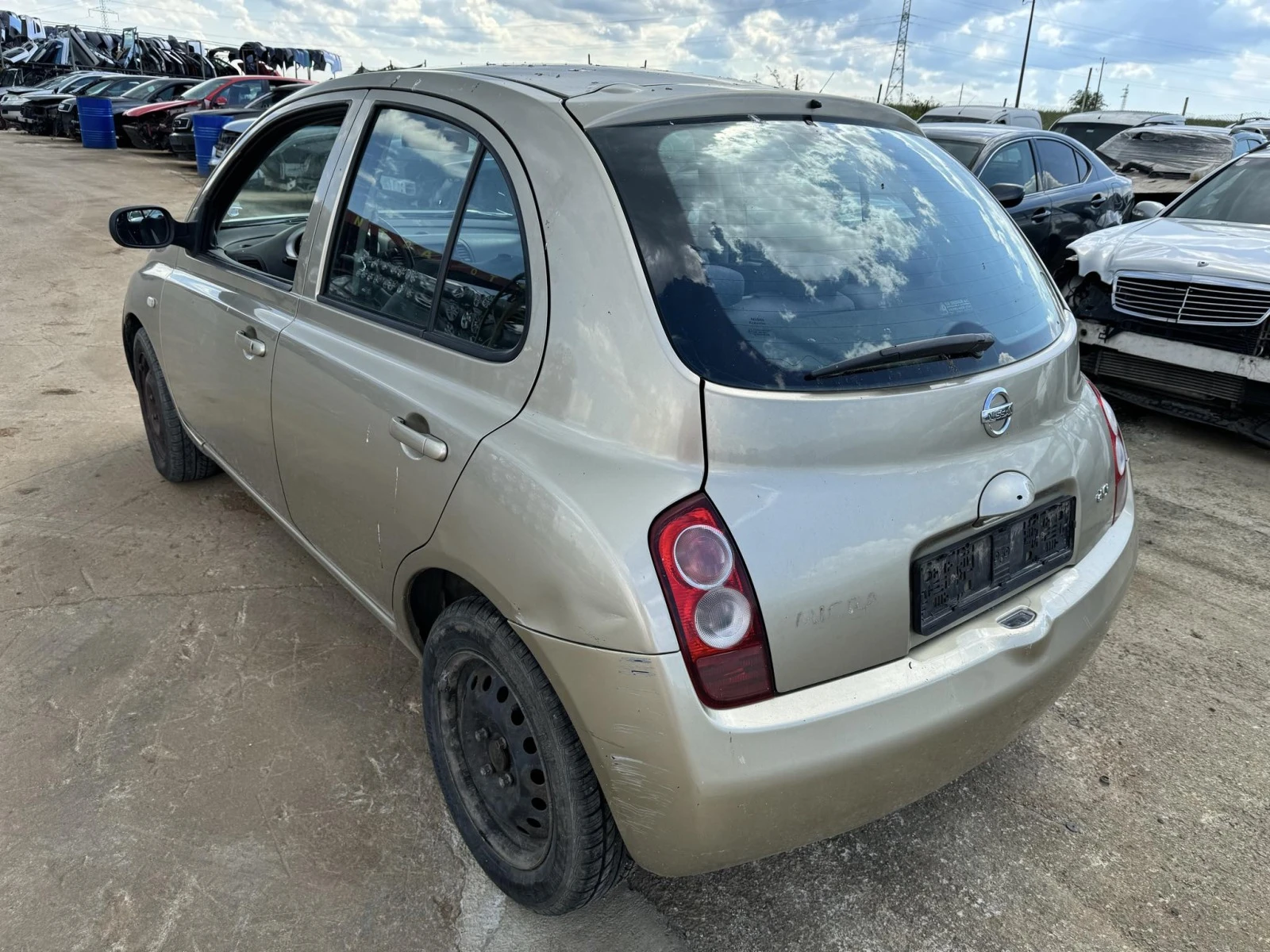 Nissan Micra 1.5 dCi - изображение 4