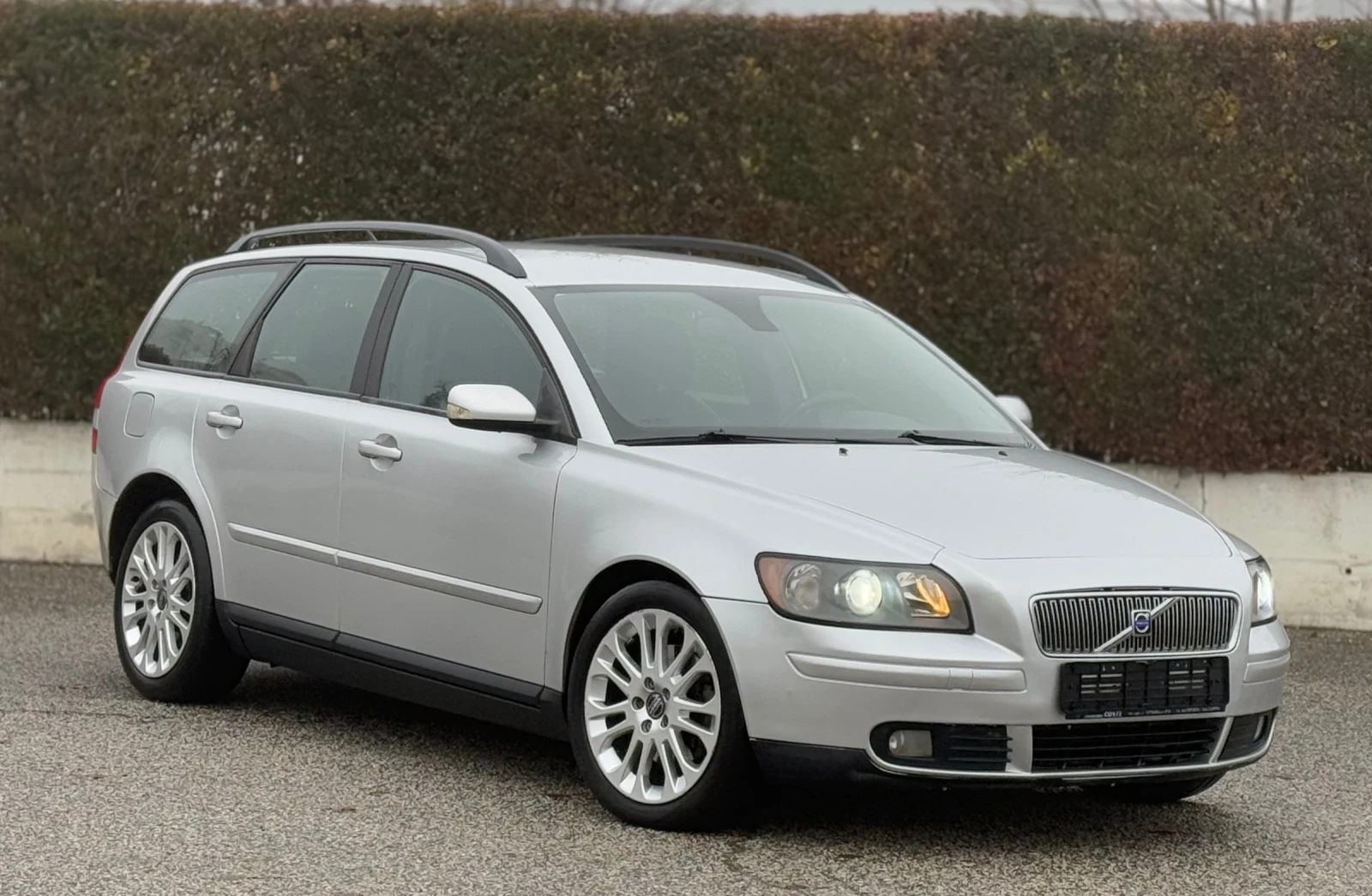 Volvo V50 2.0D 136к.с * Климатроник*  - изображение 3