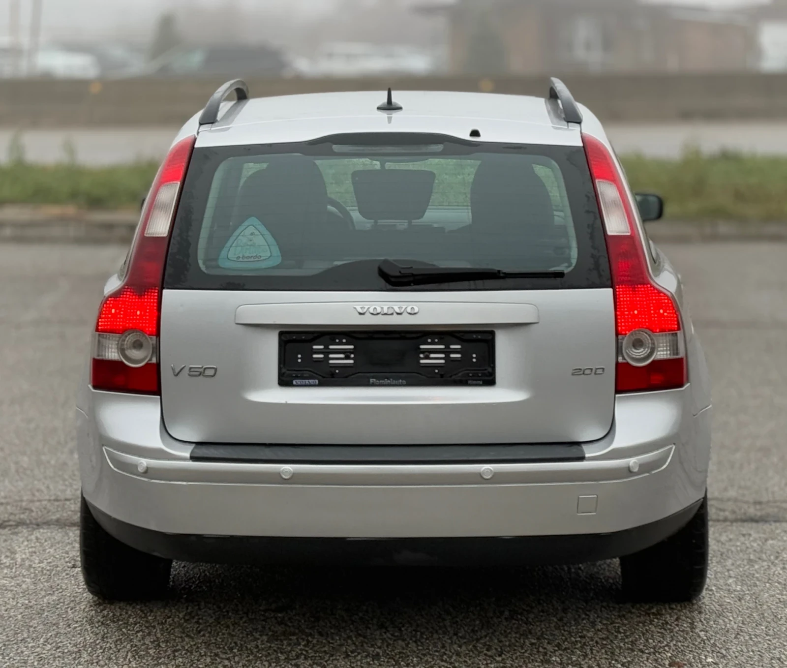 Volvo V50 2.0D 136к.с * Климатроник*  - изображение 5