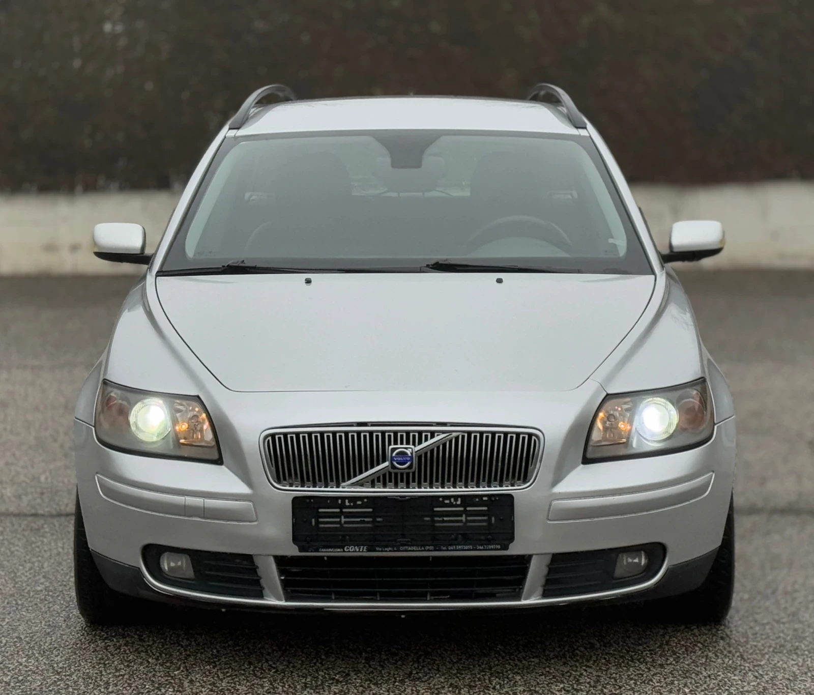 Volvo V50 2.0D 136к.с * Климатроник*  - изображение 2