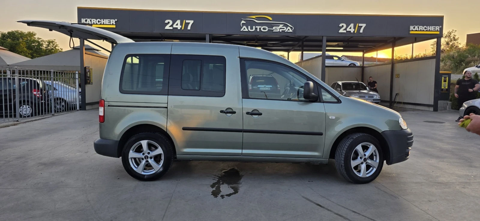 VW Caddy Life 1.9TDI - изображение 4