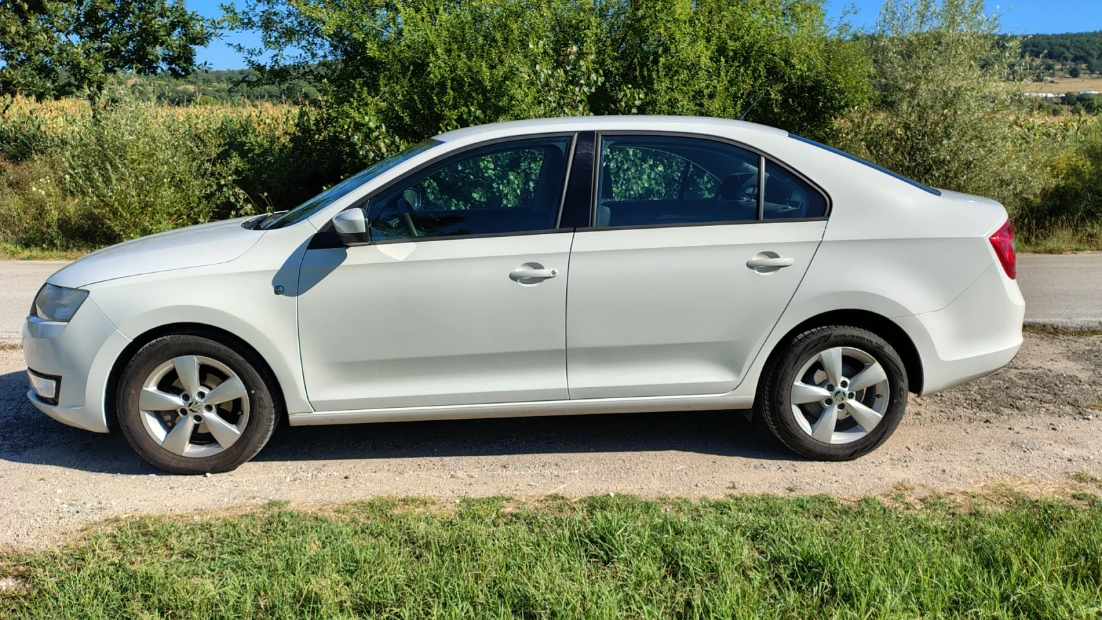 Skoda Rapid 1.2 tsi - изображение 5
