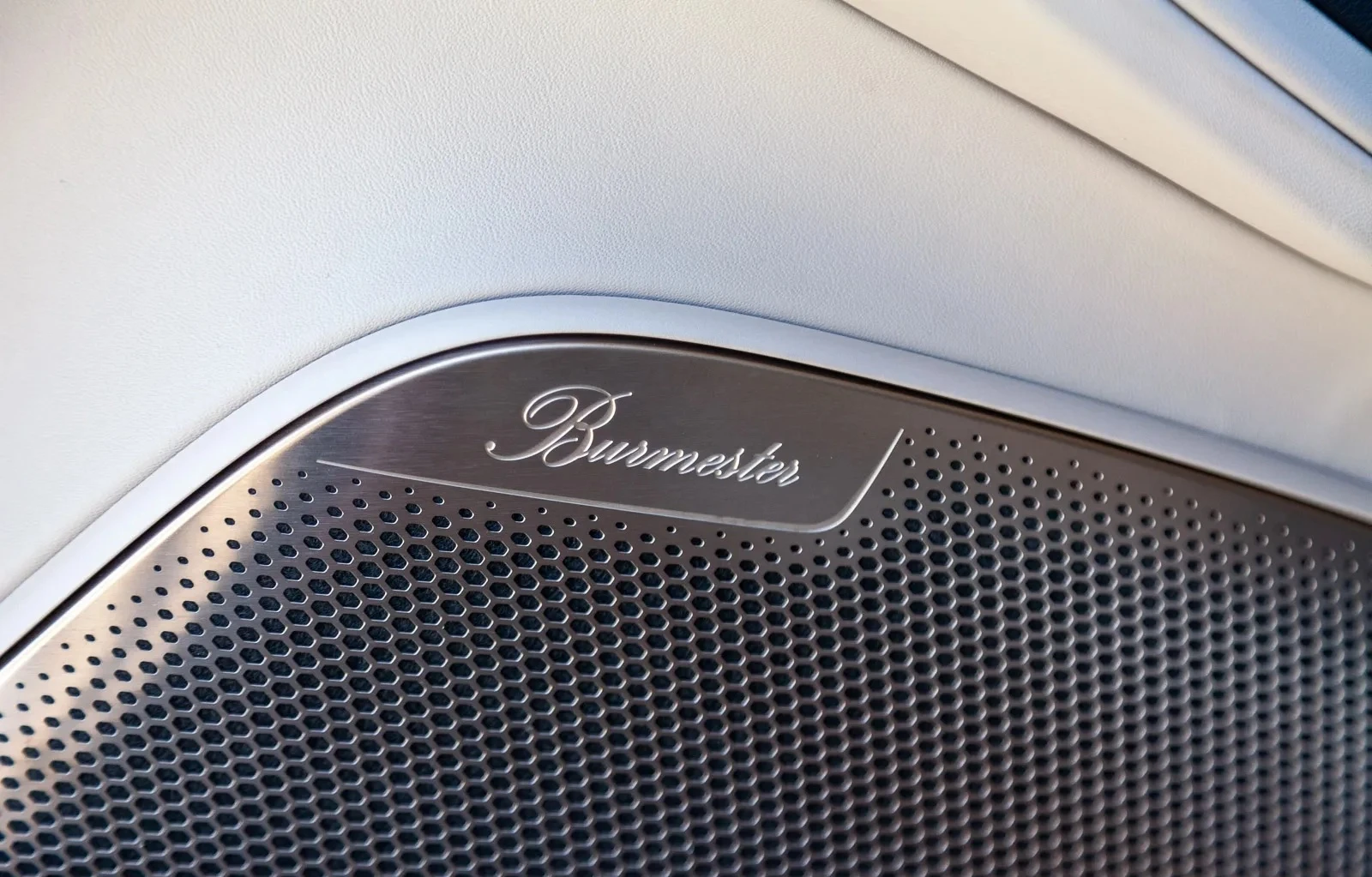 Porsche Panamera 4.0 V8 E-Hybrid  | Mobile.bg � ����������� 15