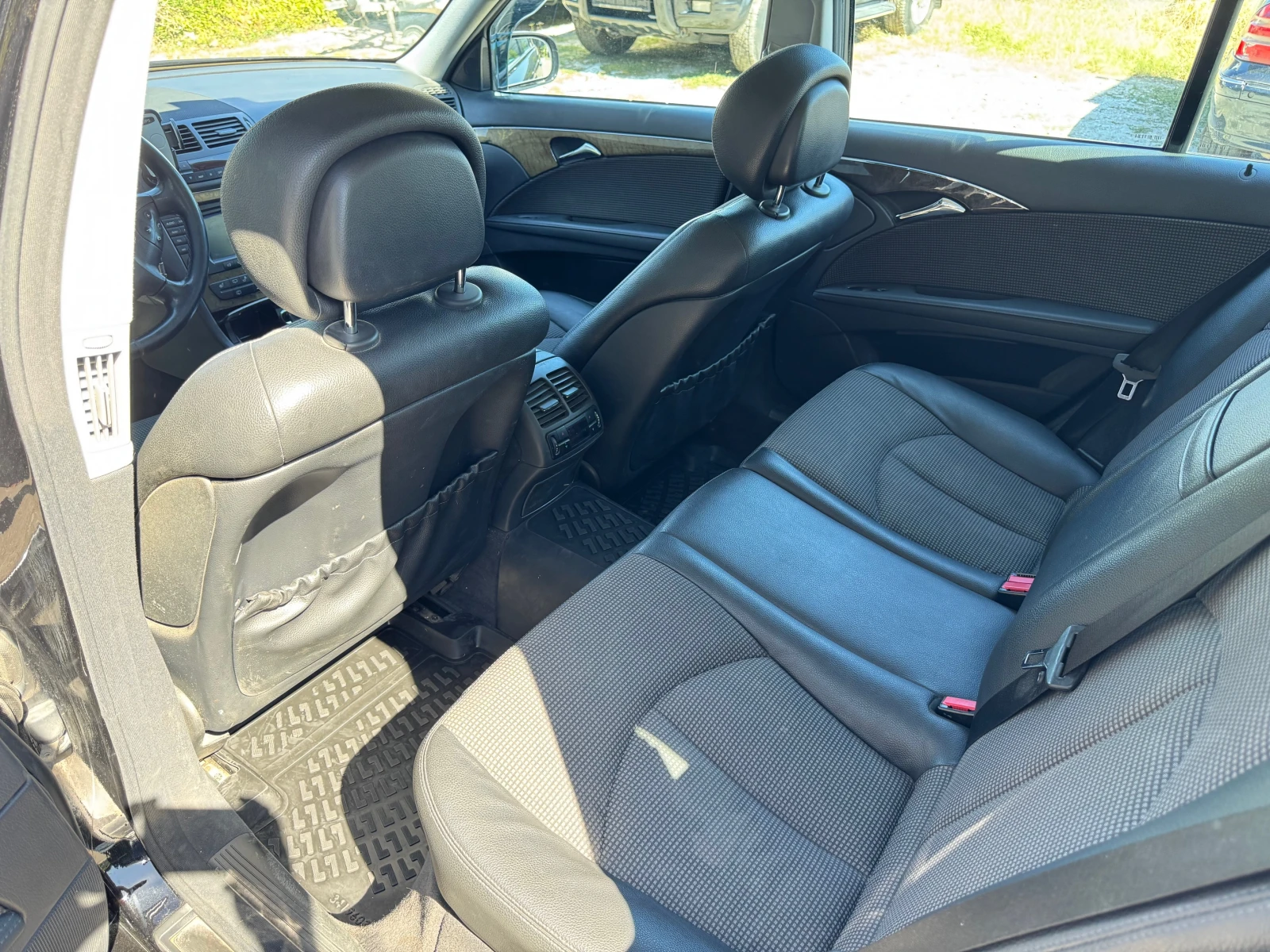 Mercedes-Benz E 220 2, 2 CDI - изображение 5