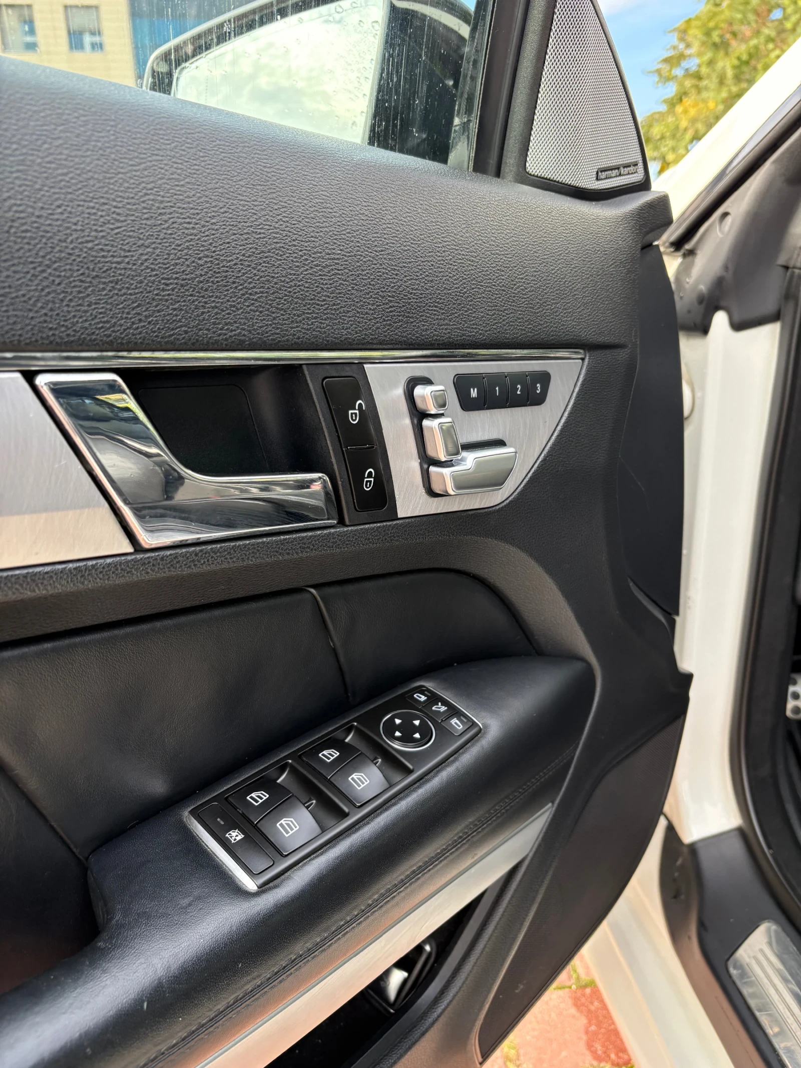 Mercedes-Benz E 350 | Mobile.bg — изображение 11