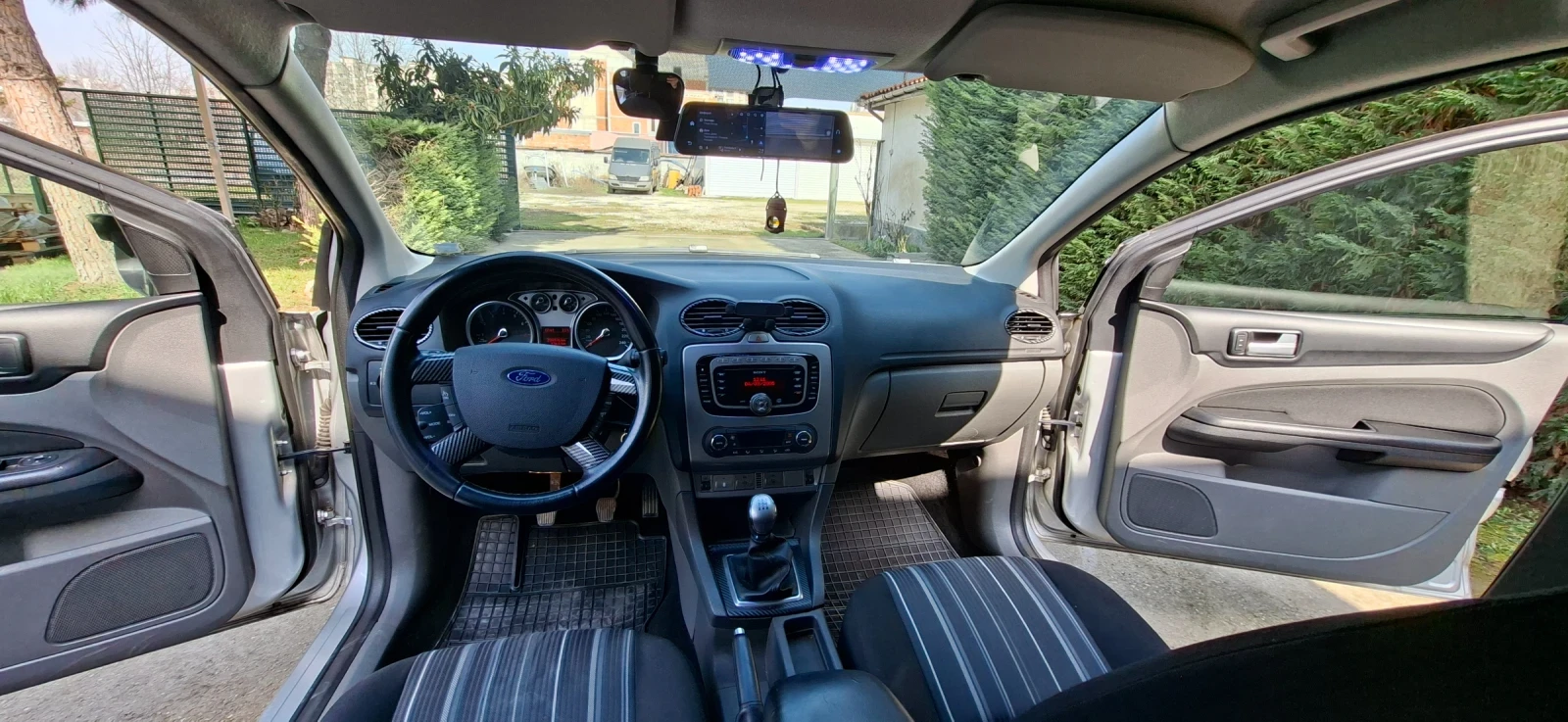 Ford Focus 1.6 101 кс , снимка 7 - Автомобили и джипове - 53708024