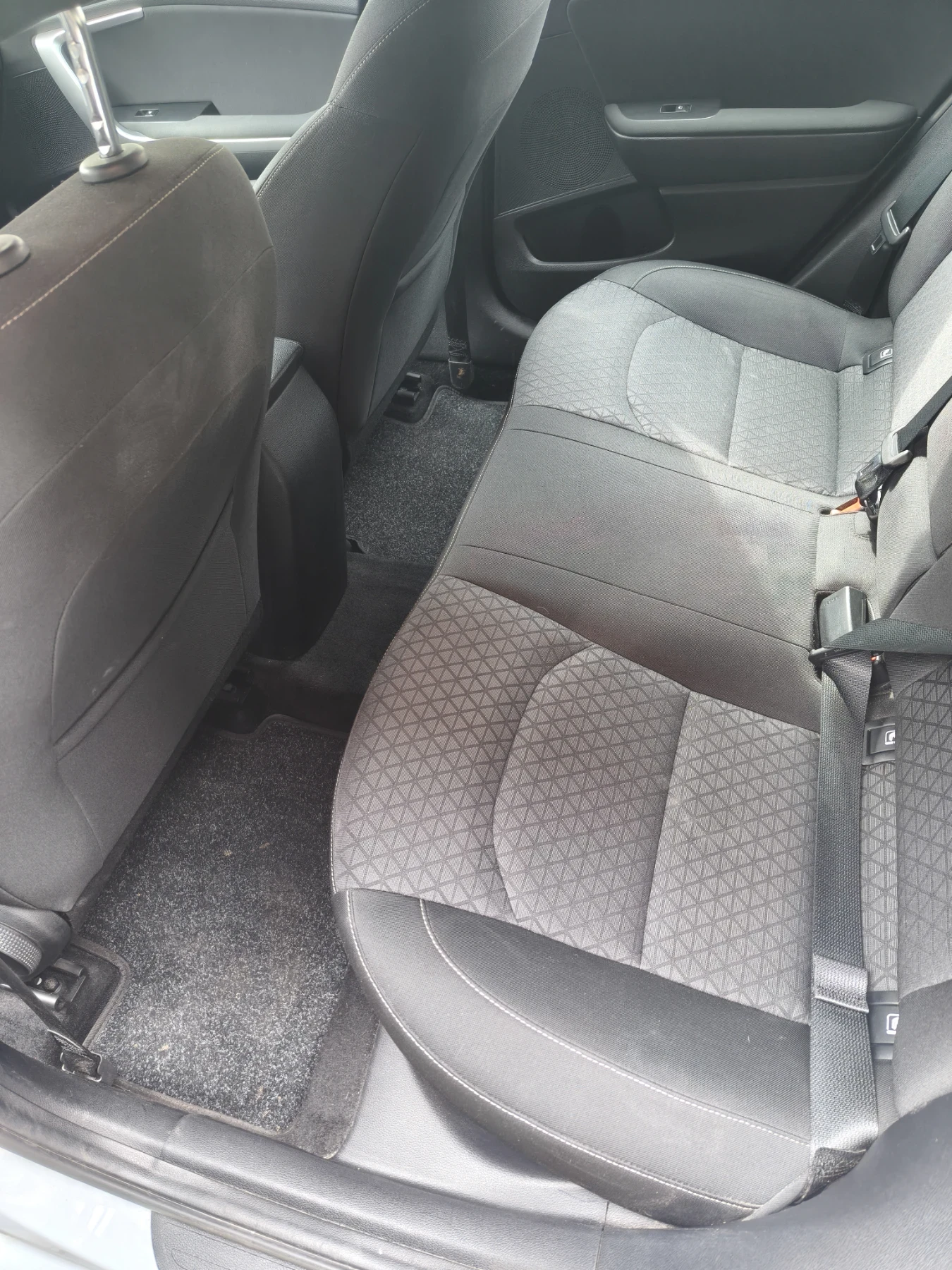 Kia Ceed, снимка 13 - Автомобили и джипове - 53928051