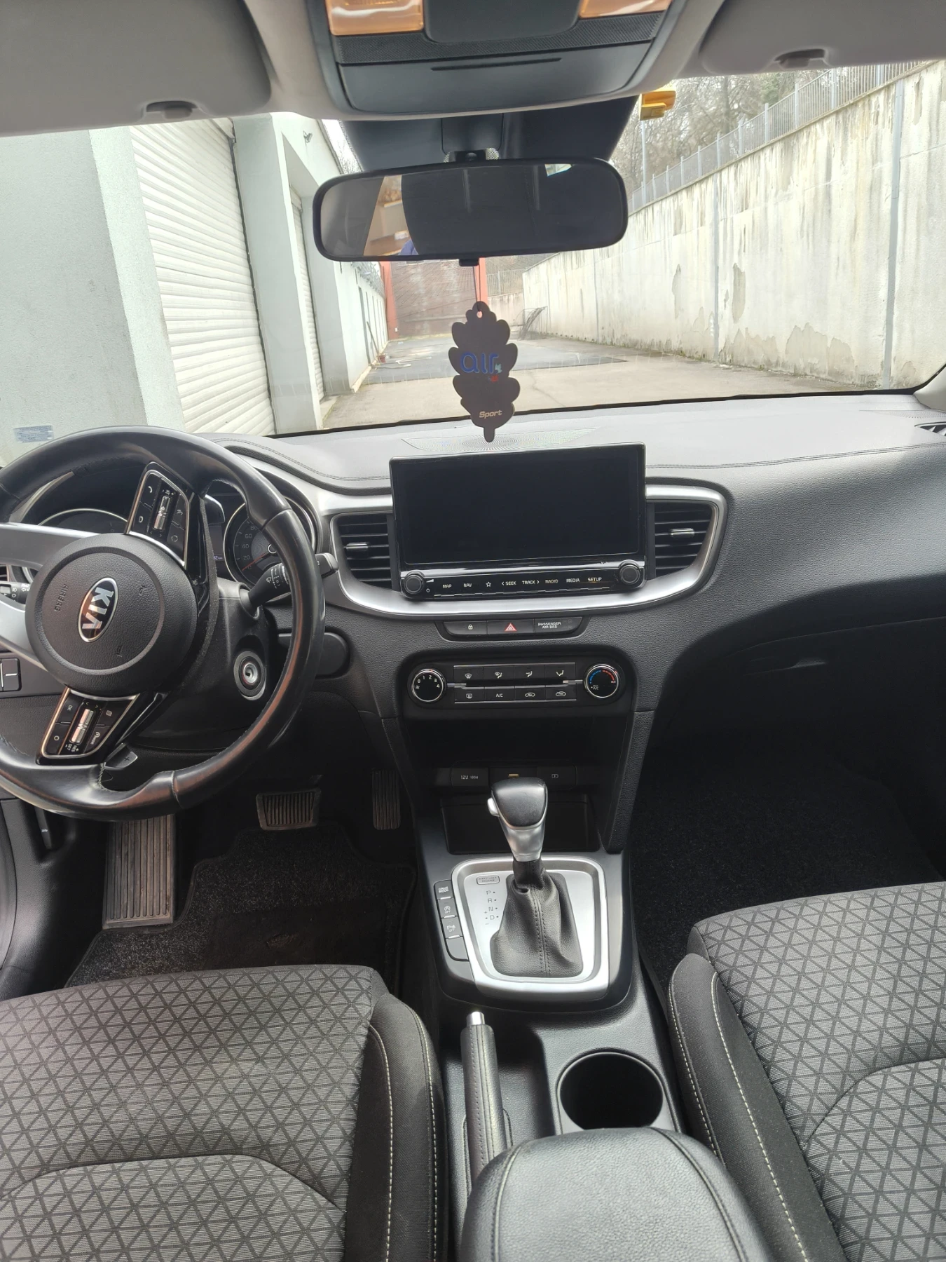 Kia Ceed, снимка 14 - Автомобили и джипове - 53928051