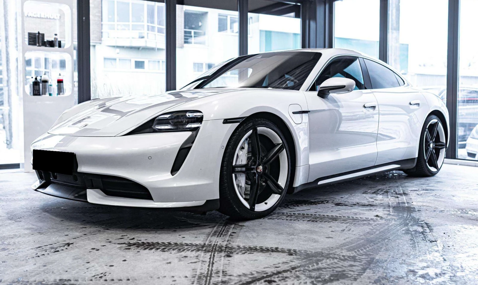 Porsche Taycan Turbo | Auto.bg — изображение 1