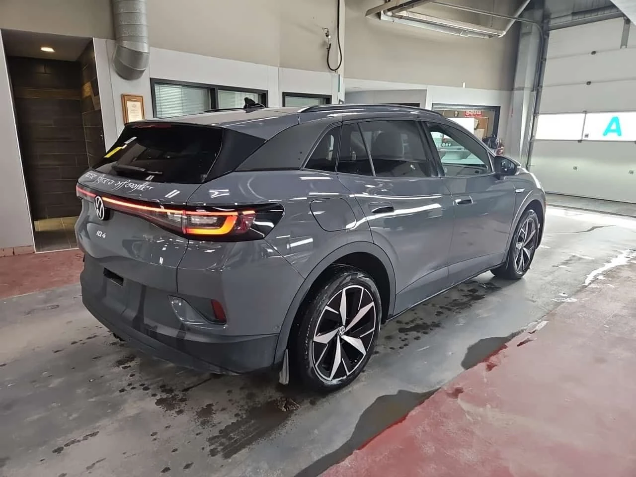 VW ID.4 PRO S| AWD| ОБДУХВАНЕ| PANORAMA| CARFAX| , снимка 3 - Автомобили и джипове - 54155020