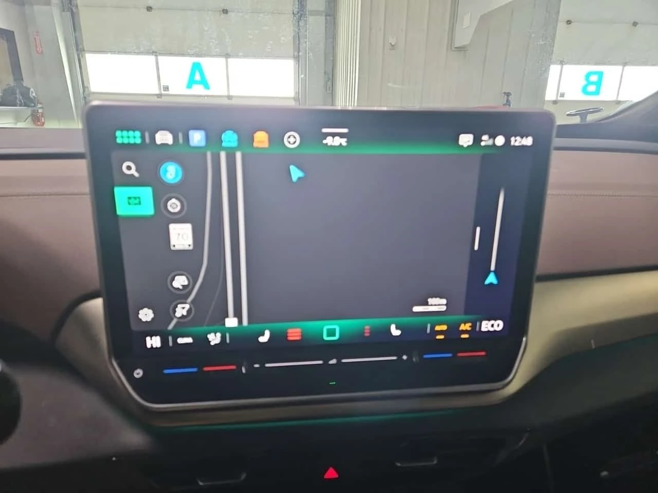 VW ID.4 PRO S| AWD| ОБДУХВАНЕ| PANORAMA| CARFAX| , снимка 11 - Автомобили и джипове - 54155020