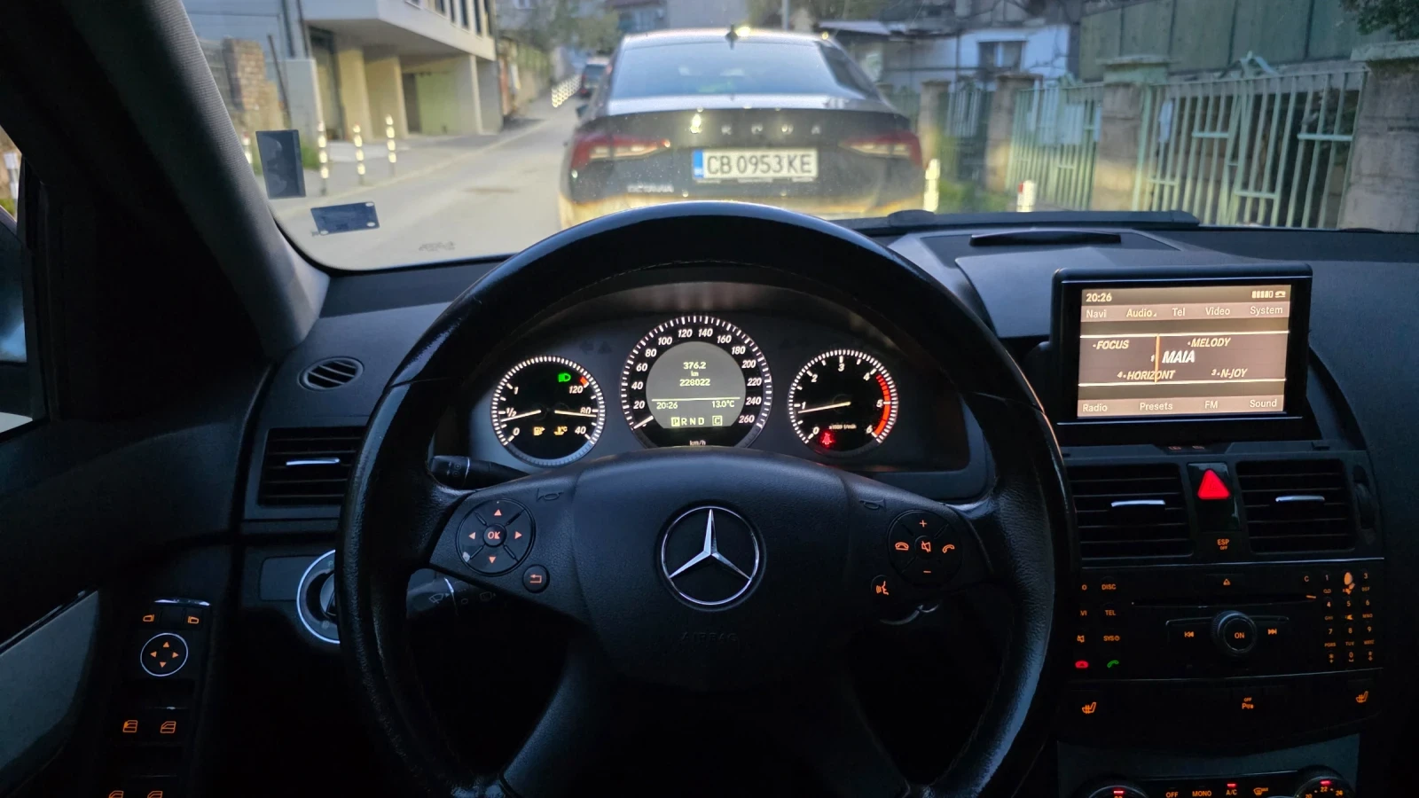 Mercedes-Benz C 220, снимка 9 - Автомобили и джипове - 54422305