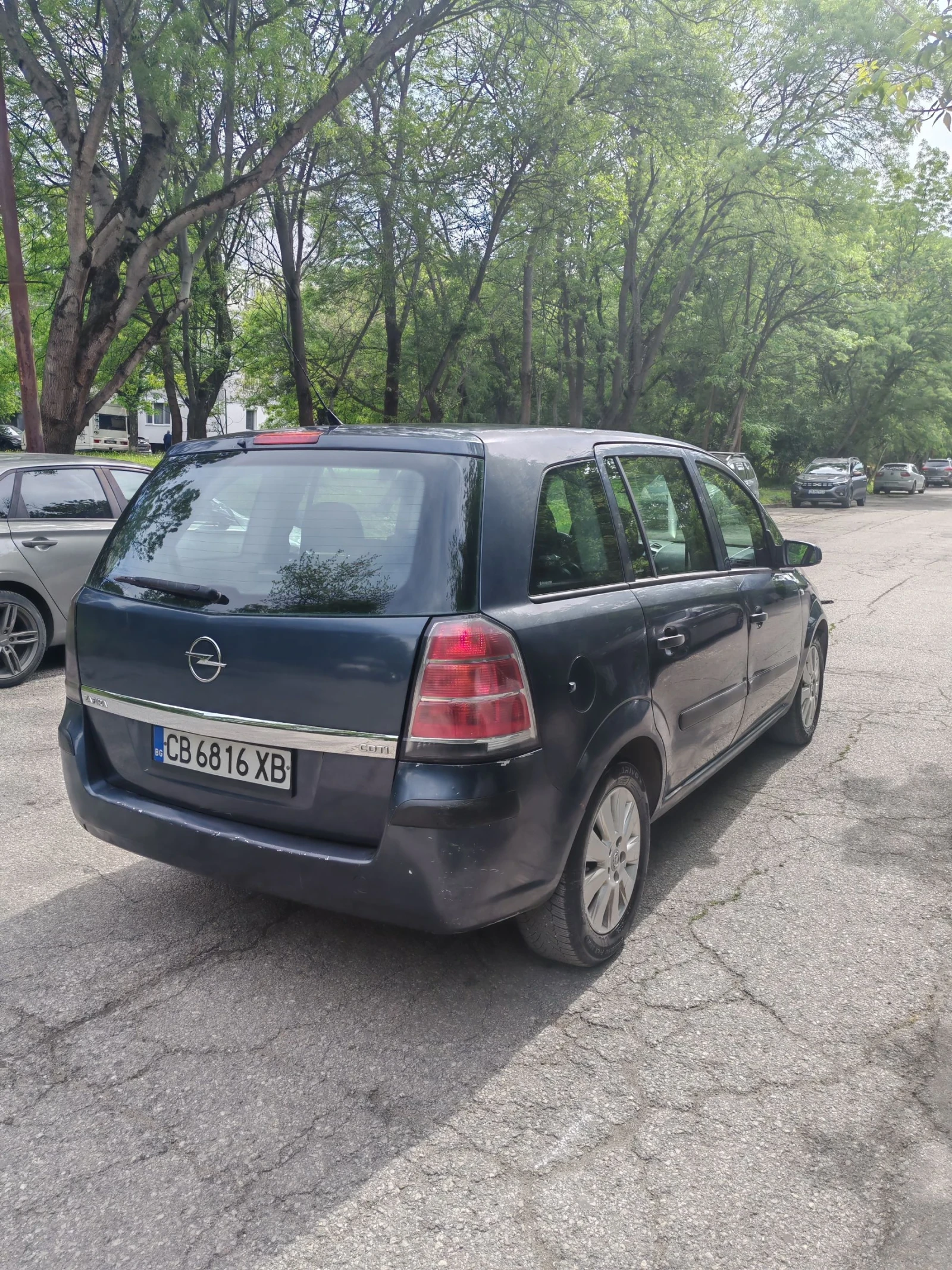 Opel Zafira 1.9 CDTI 100 кс, снимка 5 - Автомобили и джипове - 54493496