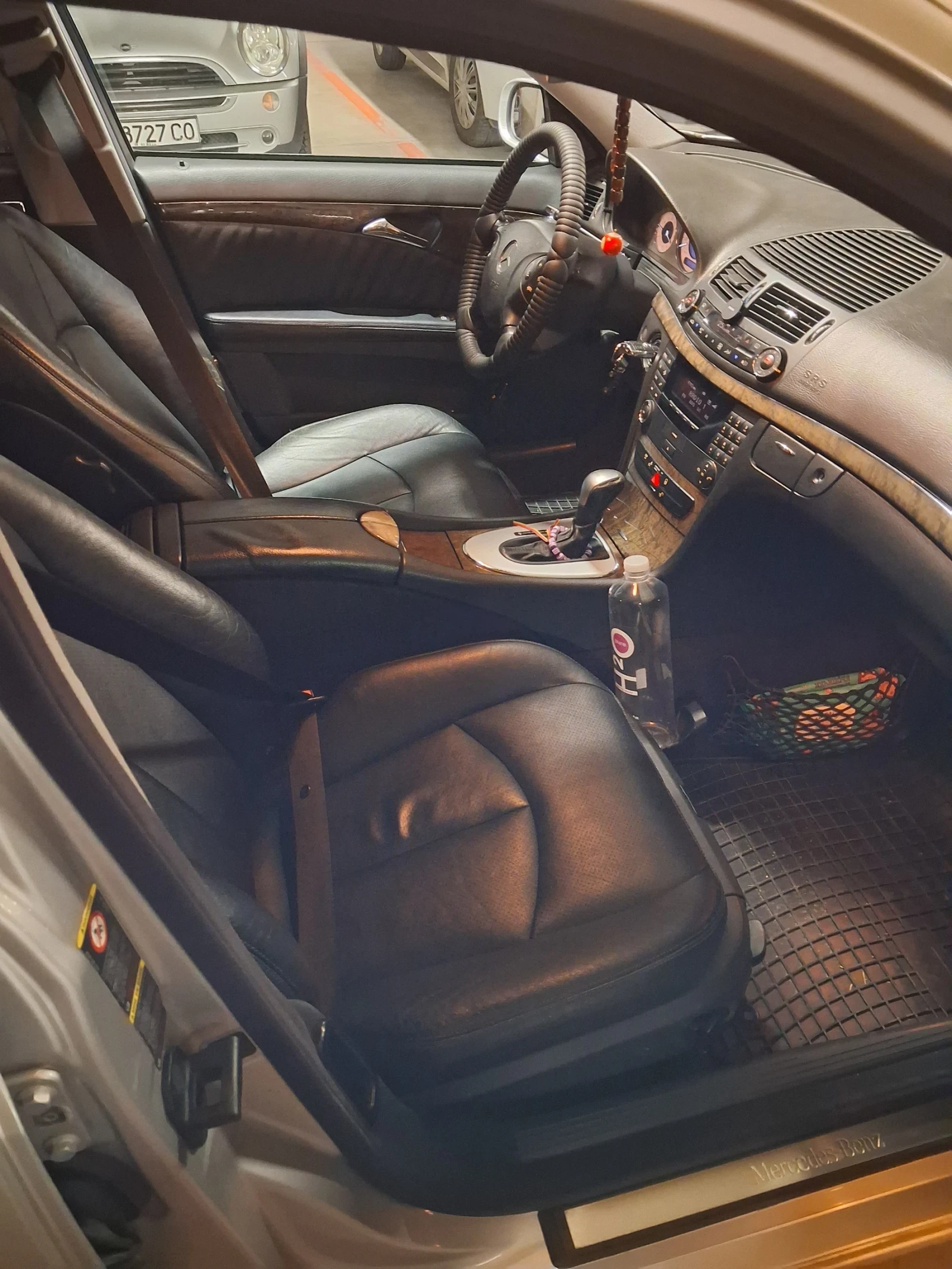Mercedes-Benz C 220, снимка 6 - Автомобили и джипове - 54634428