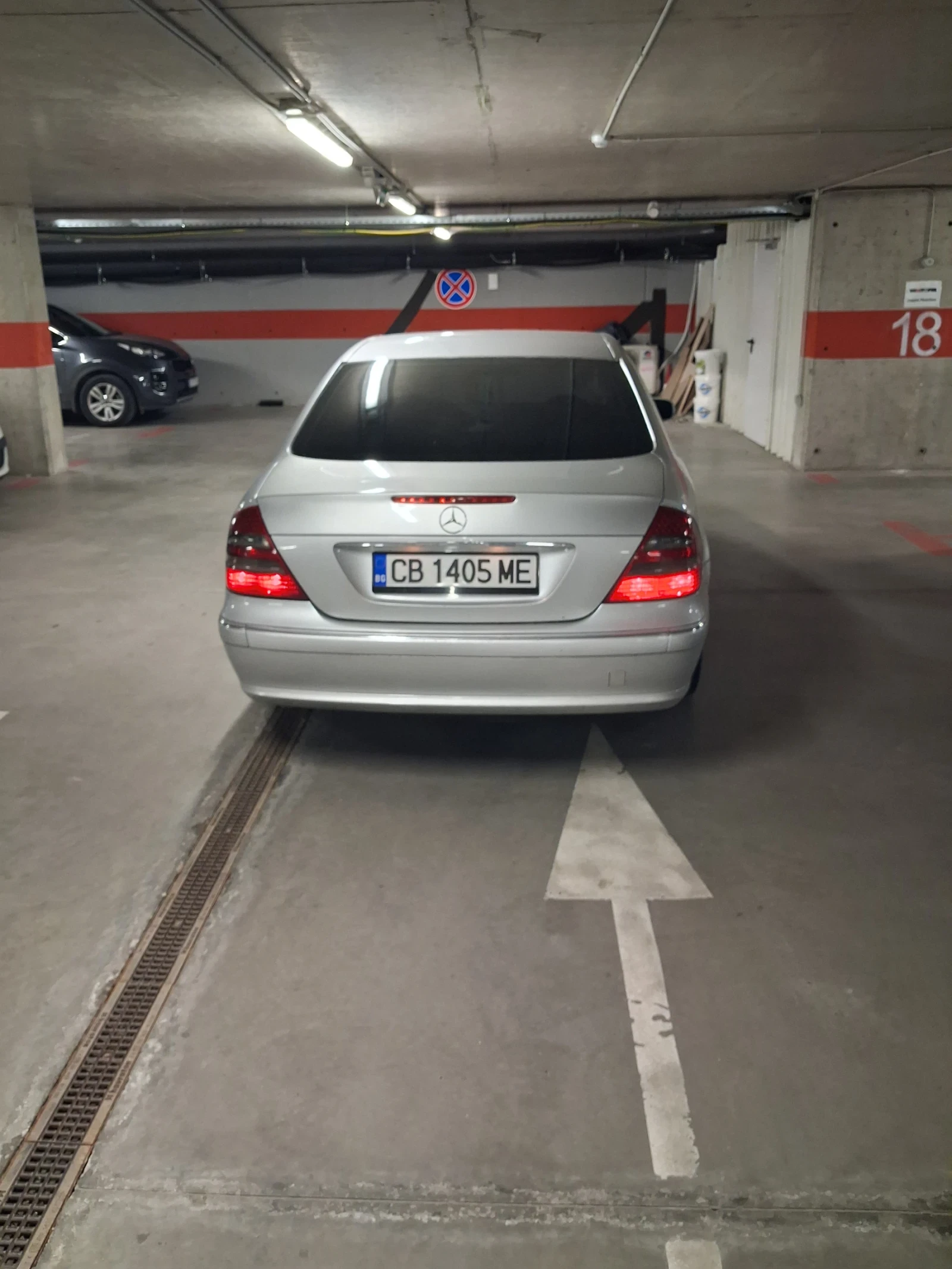 Mercedes-Benz C 220, снимка 3 - Автомобили и джипове - 54634428