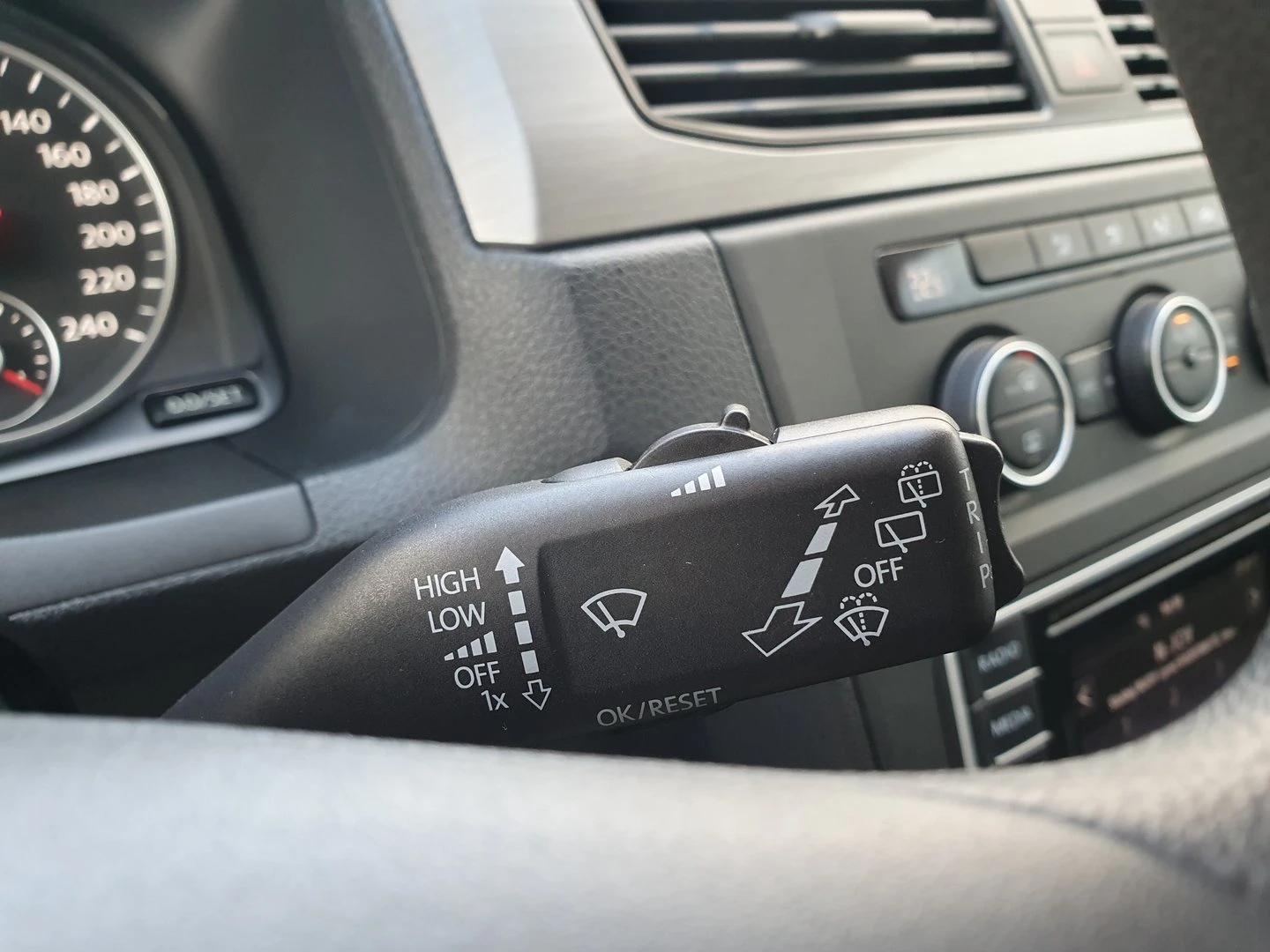 VW Caddy | Mobile.bg � ����������� 12