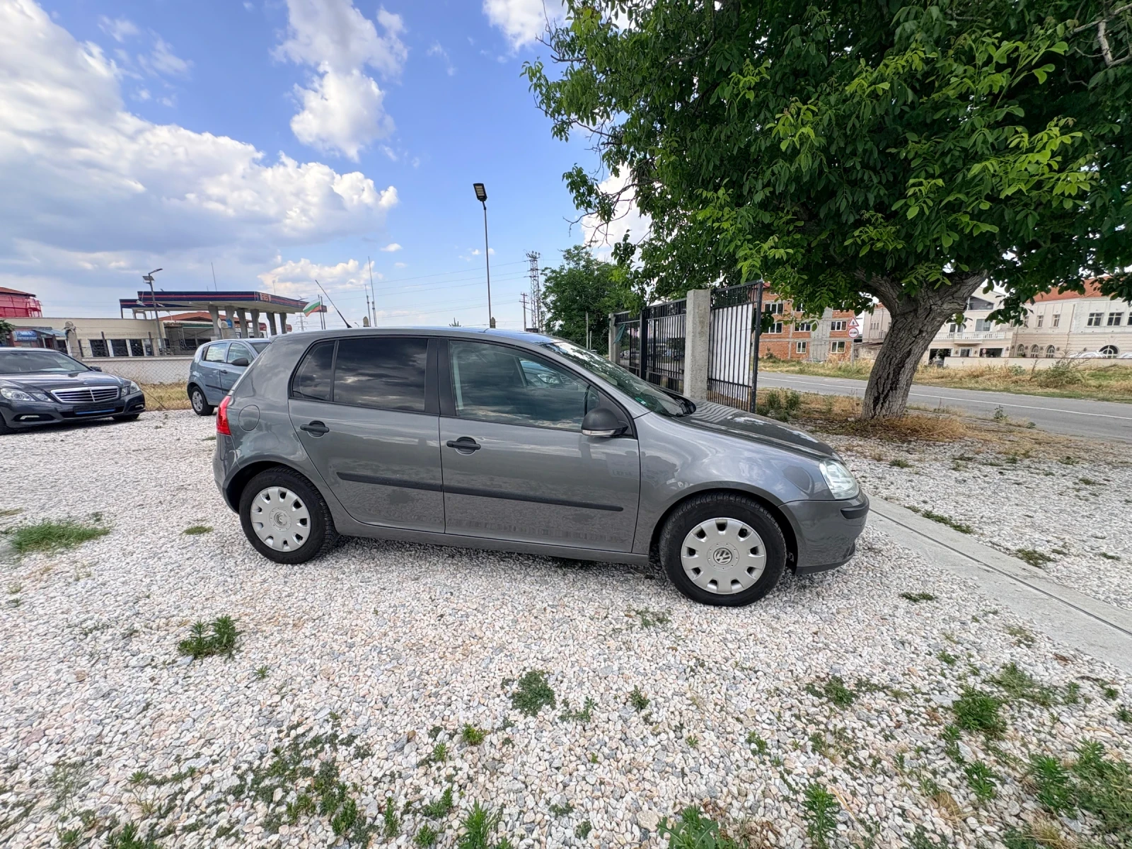 VW Golf 1.9 TDI 105 ps, снимка 11 - Автомобили и джипове - 55070659