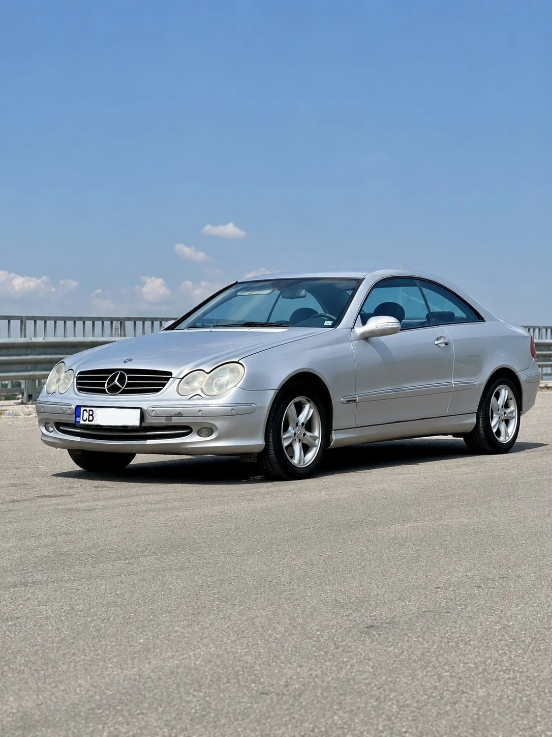 Mercedes-Benz CLK CLK 320 | 2004 г. | Бензин + Газ | Designo, снимка 3 - Автомобили и джипове - 55076901