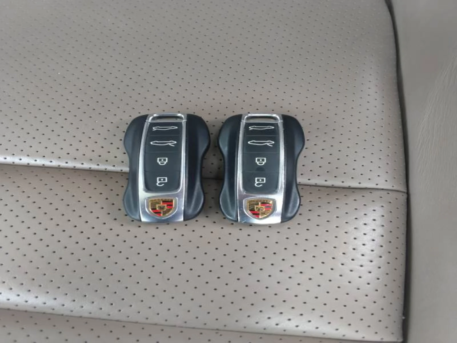 Porsche Taycan 93 kWh, снимка 6 - Автомобили и джипове - 55394985