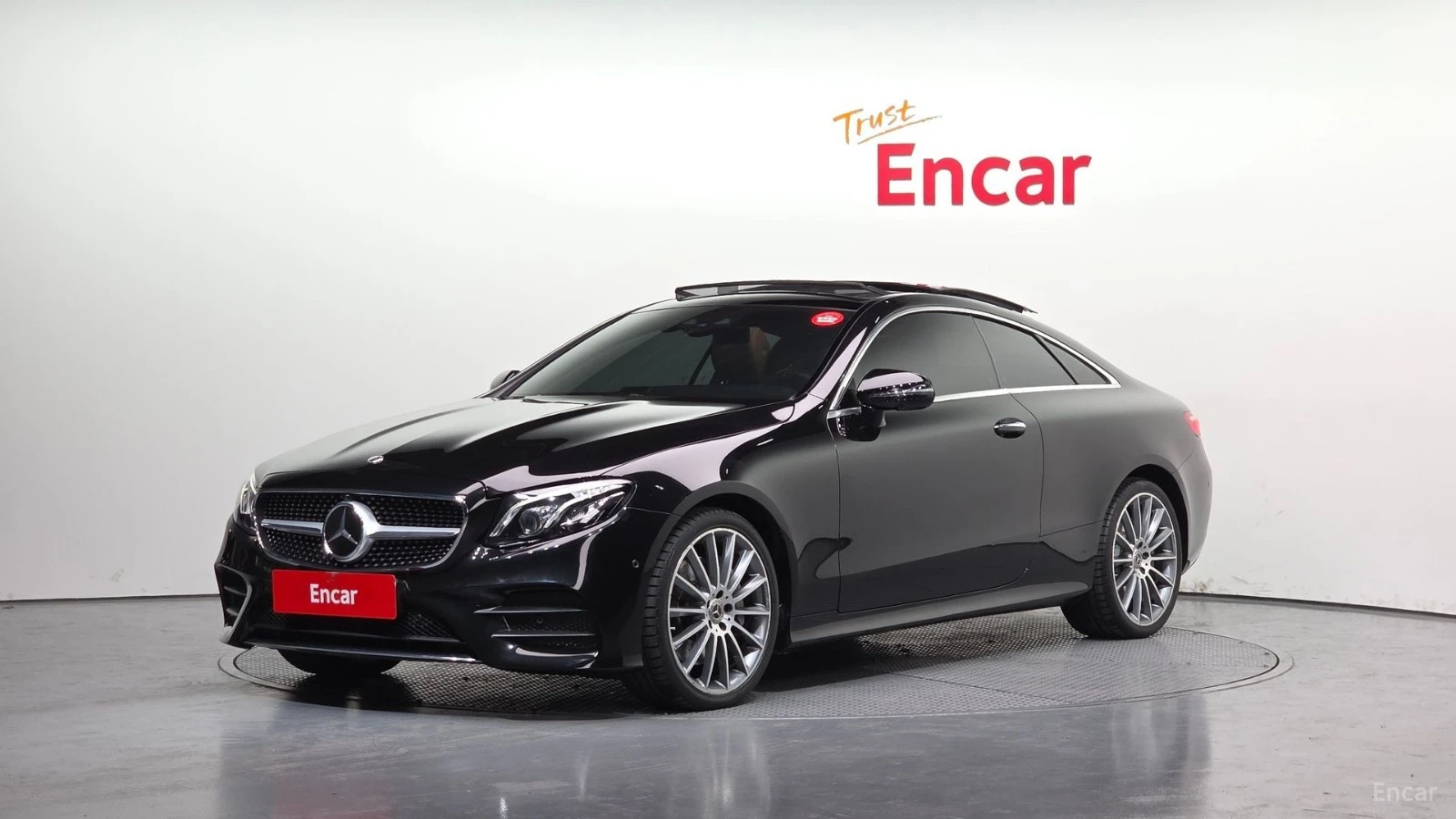 Mercedes-Benz E 450 4MATIC/AMG-LINE/FULL-ASSISTS/BURMESTER/SUNROOF