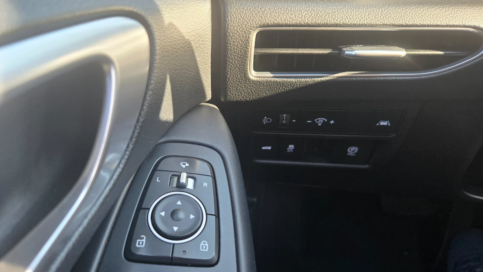 Hyundai Sonata 2.0 LPG , снимка 13 - Автомобили и джипове - 55841113