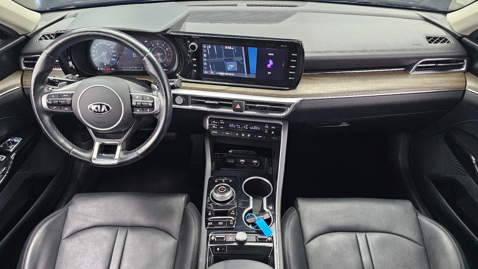 Kia K5 2.0 Noblesse | 360  камера | Адаптивен круиз контр, снимка 5 - Автомобили и джипове - 55874181
