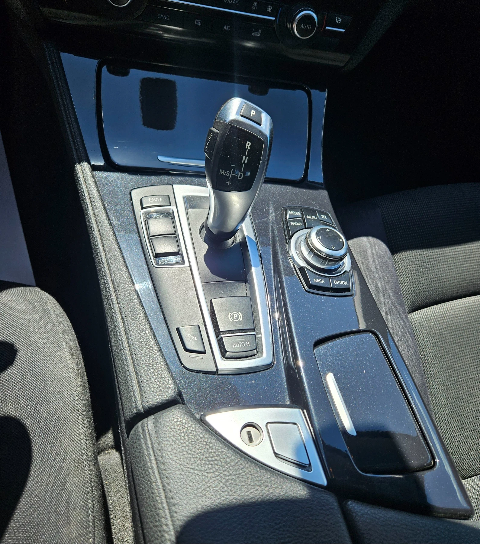 BMW 520, снимка 9 - Автомобили и джипове - 55950024