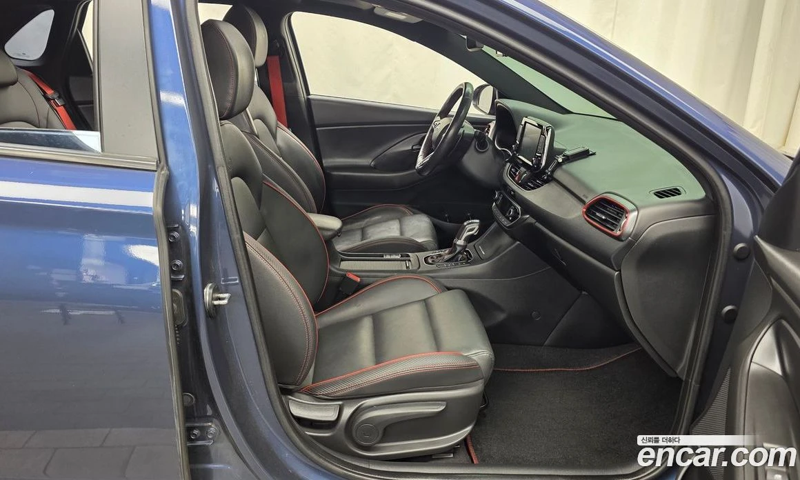 Hyundai I30 1.6 Turbo N Line, снимка 17 - Автомобили и джипове - 55965234
