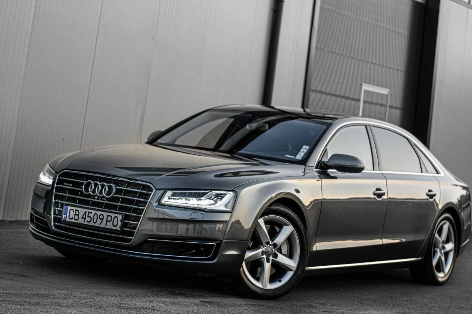 Audi A8 4.2TDI V8 QUATTRO, снимка 2 - Автомобили и джипове - 56549646