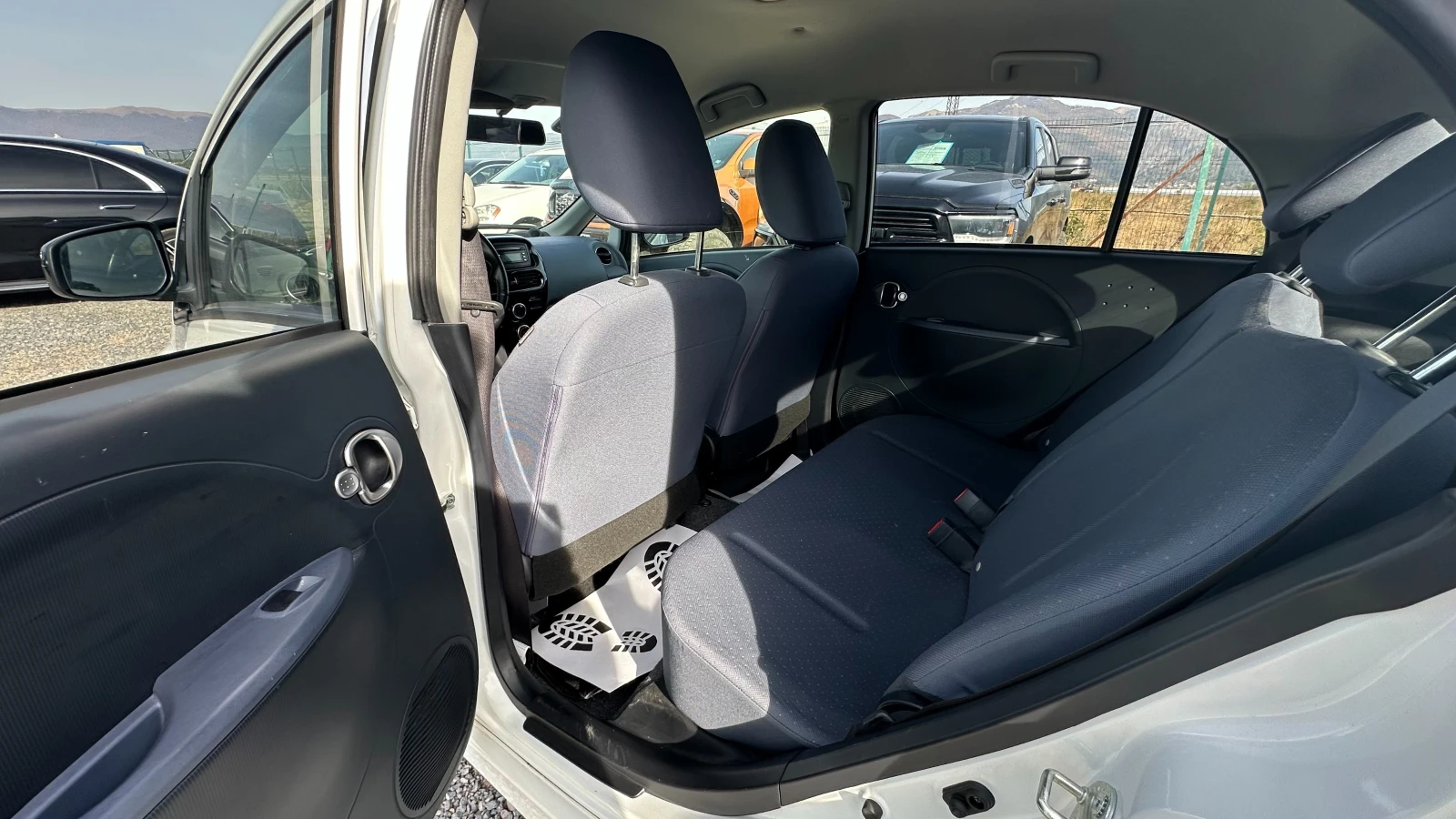 Peugeot iOn electric drive 35 kW Active | Mobile.bg � ����������� 10