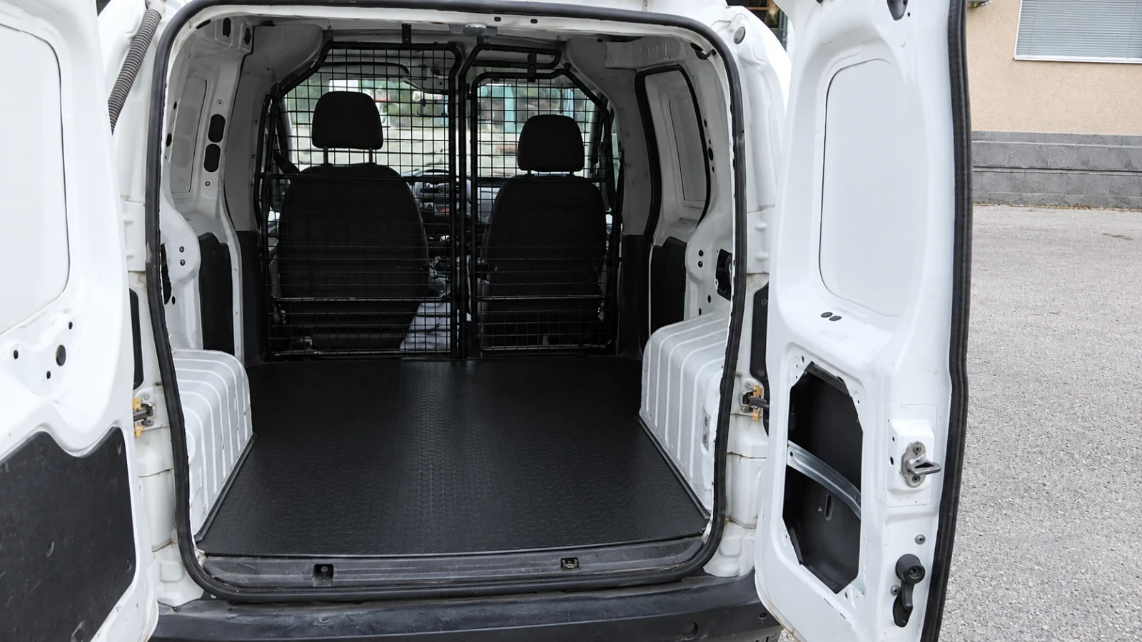 Citroen Nemo, снимка 8 - Автомобили и джипове - 56605109