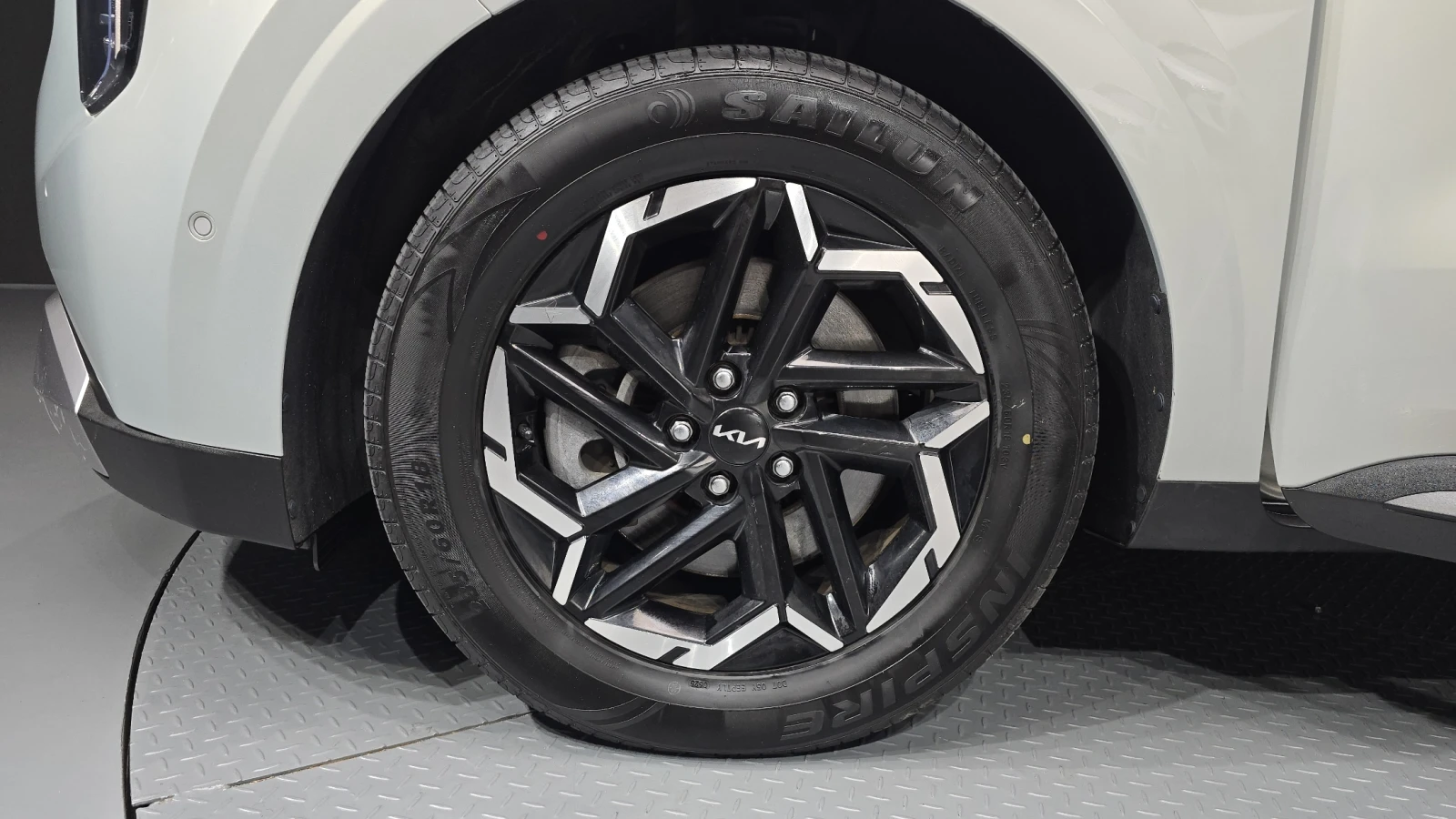 Kia Carnival 3.5 360 ������� ����� ������ ����* encareu.com | Mobile.bg � ����������� 5