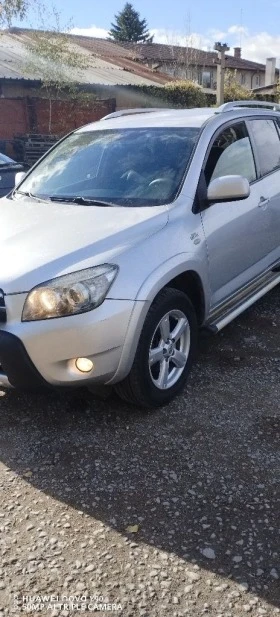     Toyota Rav4 2.2 D 