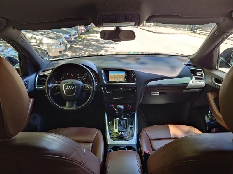 Audi Q5, снимка 8 - Автомобили и джипове - 52408525