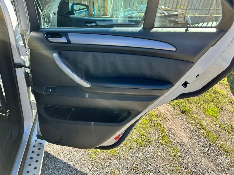 BMW X5 3.0, снимка 12 - Автомобили и джипове - 52383576