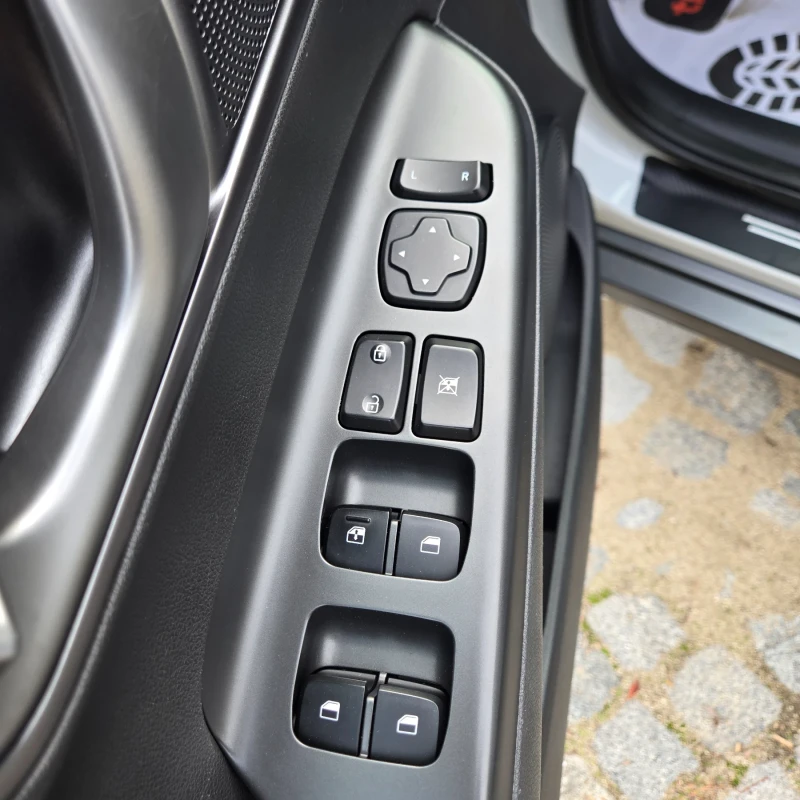 Hyundai Kona 64KWh, BLUE-DRIVE , снимка 13 - Автомобили и джипове - 52326044