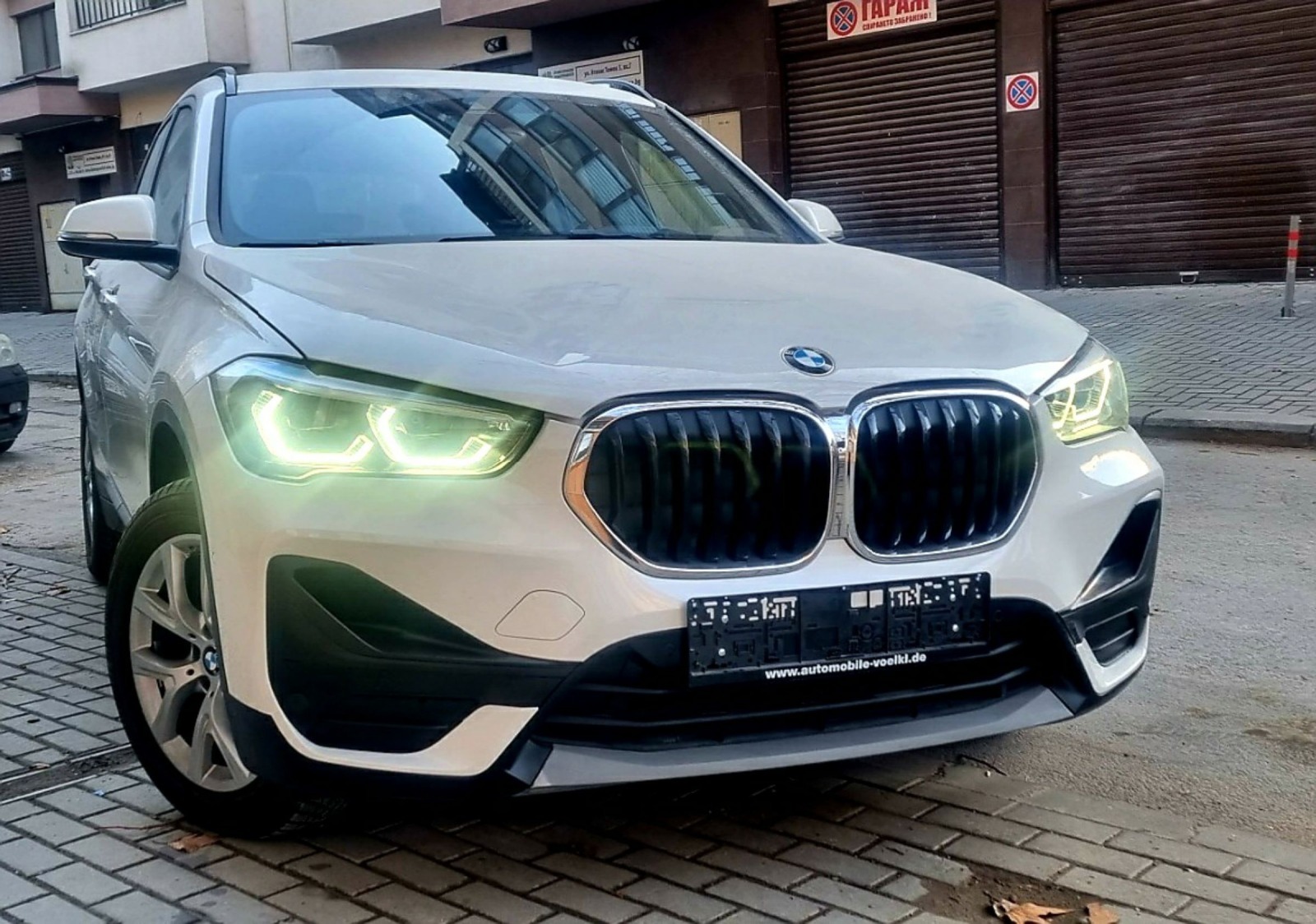 BMW X1  sDrive 18d - изображение 1