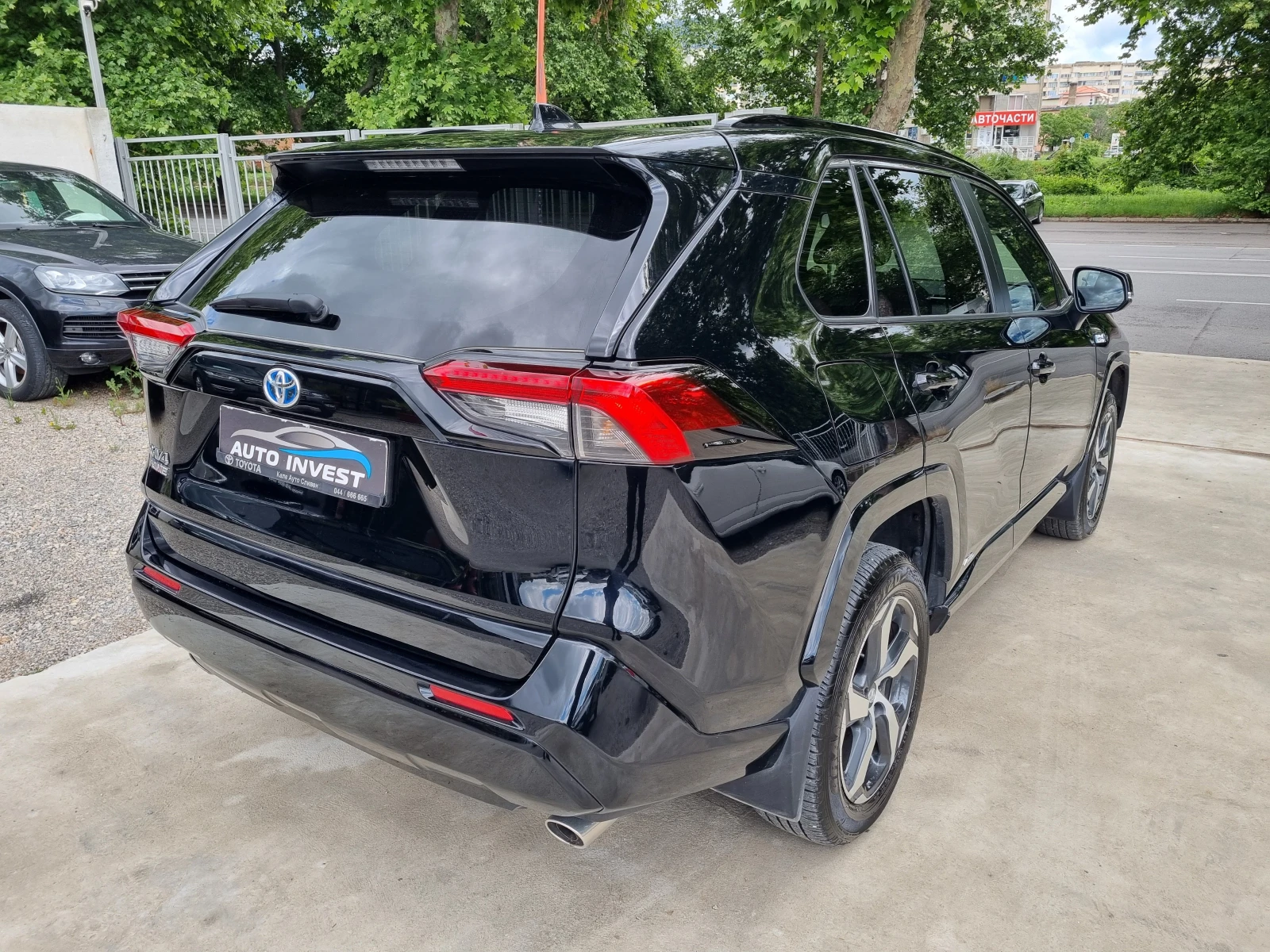 Toyota Rav4 2, 5 Plug-in Hybrid AWD Style black edition - изображение 7